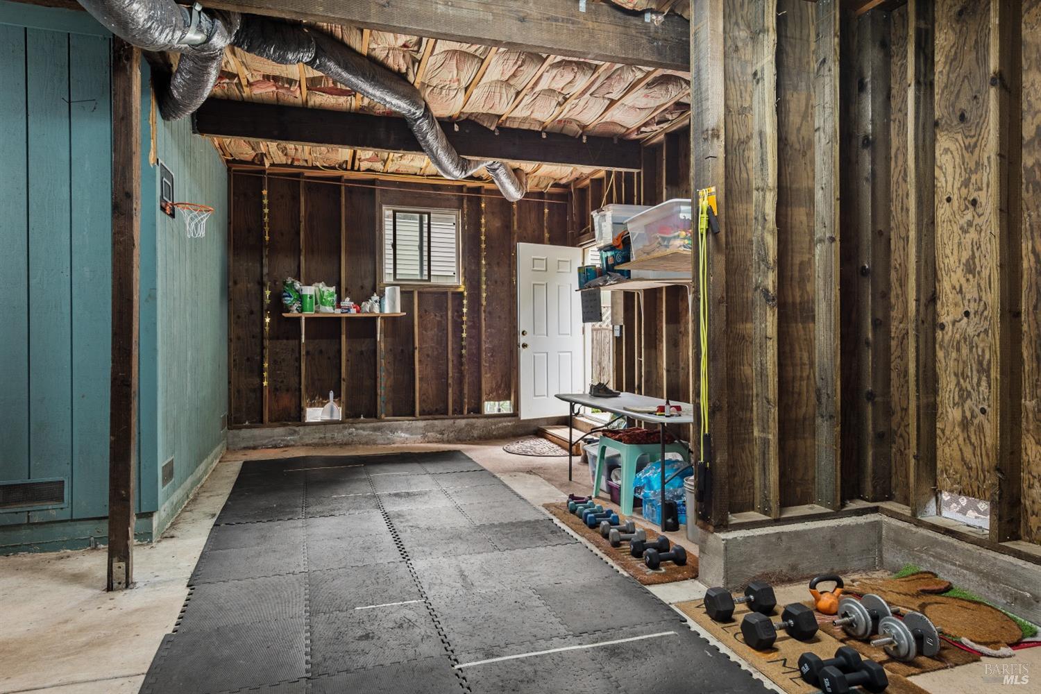 Detail Gallery Image 40 of 44 For 16635 Center Way, Guerneville,  CA 95446 - 3 Beds | 2/1 Baths