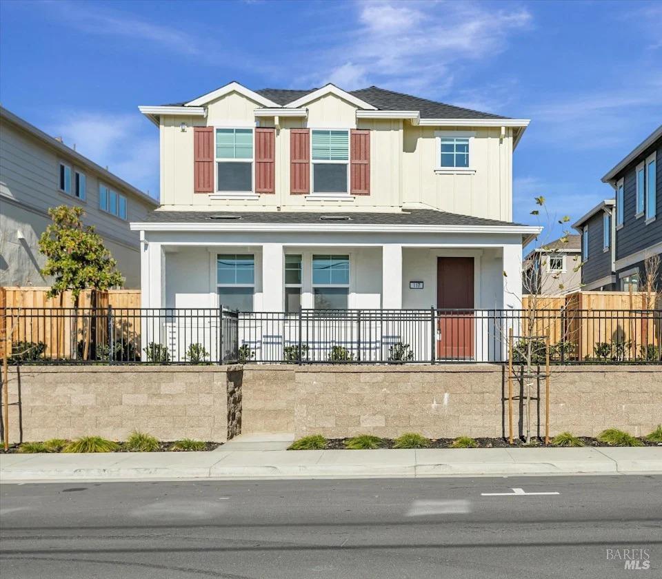 Detail Gallery Image 1 of 12 For 117 Clownfish St, Suisun City,  CA 94585 - 3 Beds | 2/1 Baths