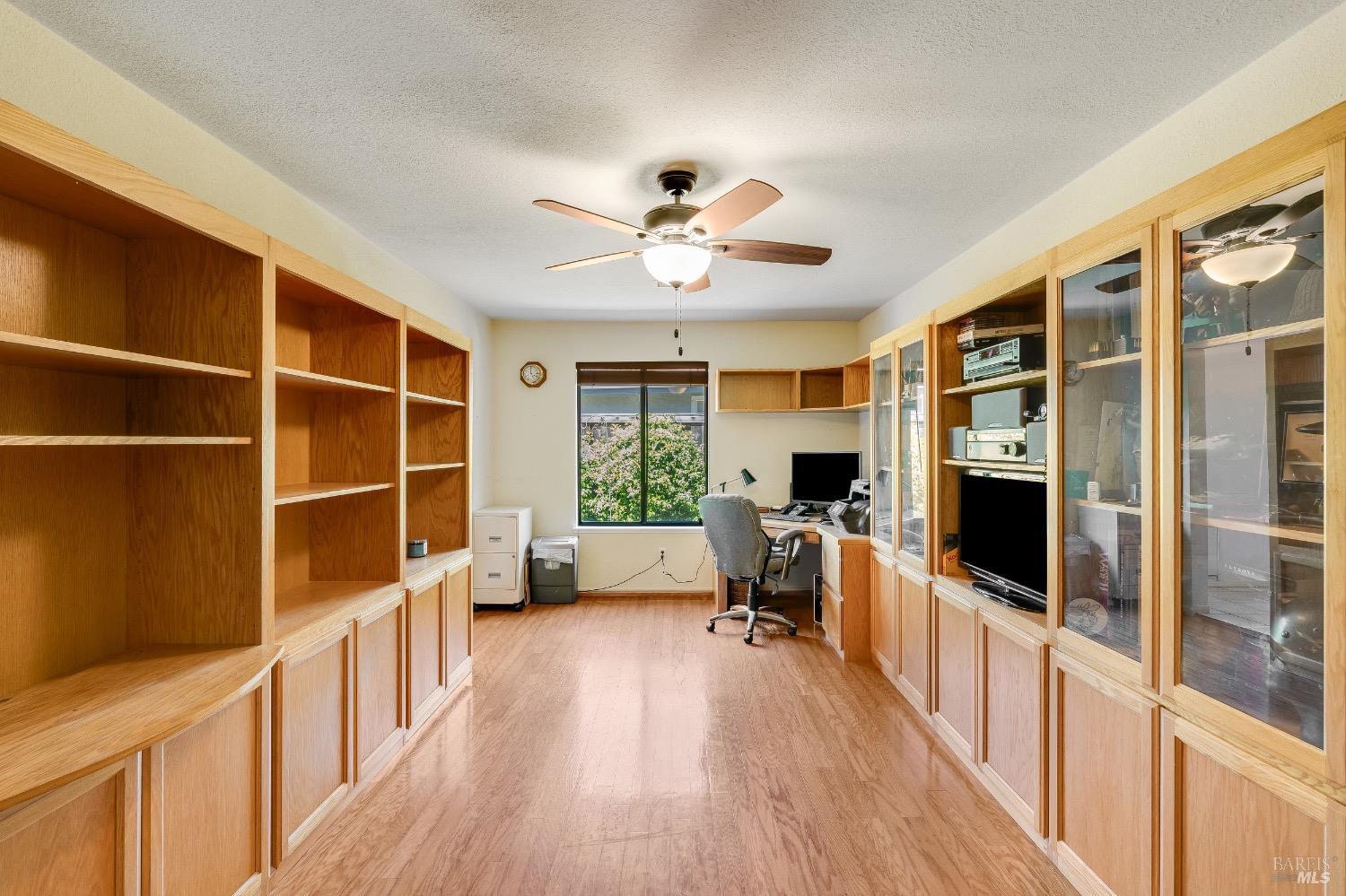 Detail Gallery Image 48 of 62 For 844 Corrigan Ct, Benicia,  CA 94510 - 3 Beds | 2 Baths