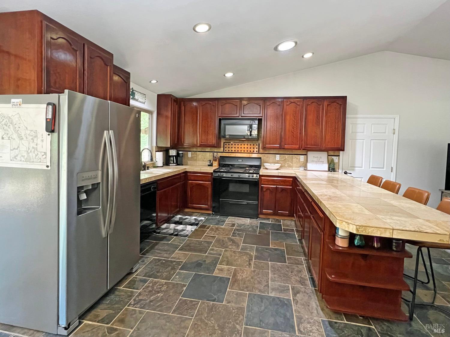 Detail Gallery Image 20 of 46 For 3320 Booth Way, Potter Valley,  CA 95469 - 3 Beds | 2 Baths