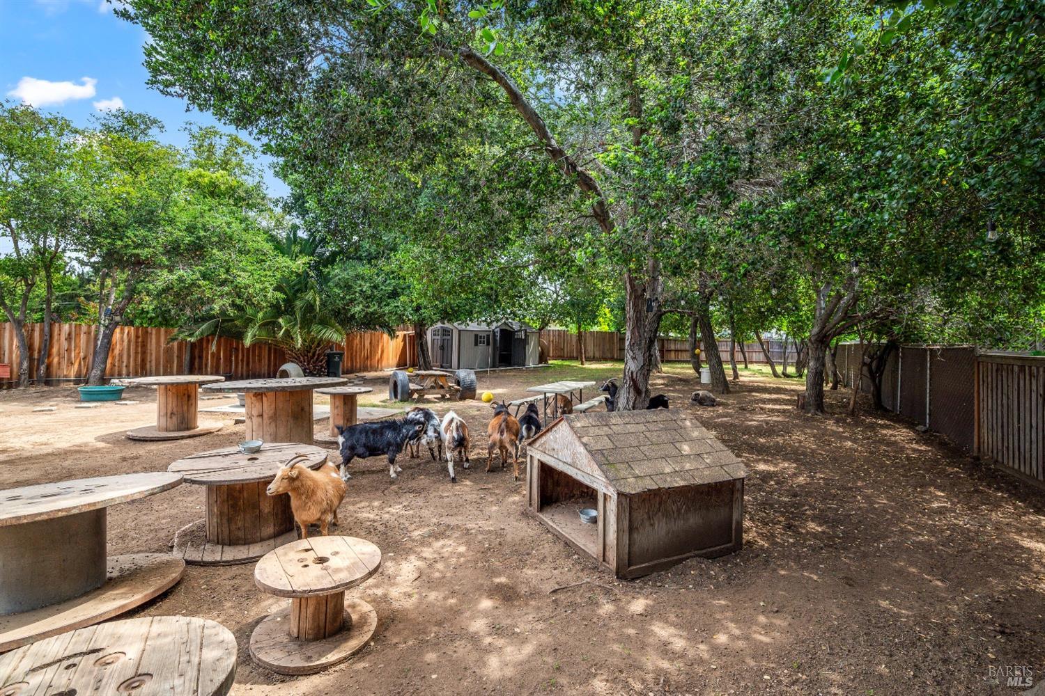 Del Mar Court, Vallejo, California image 39