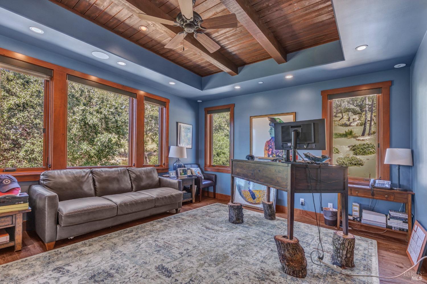 Detail Gallery Image 13 of 87 For 550 Meadowood Ln, Saint Helena,  CA 94574 - 6 Beds | 6 Baths