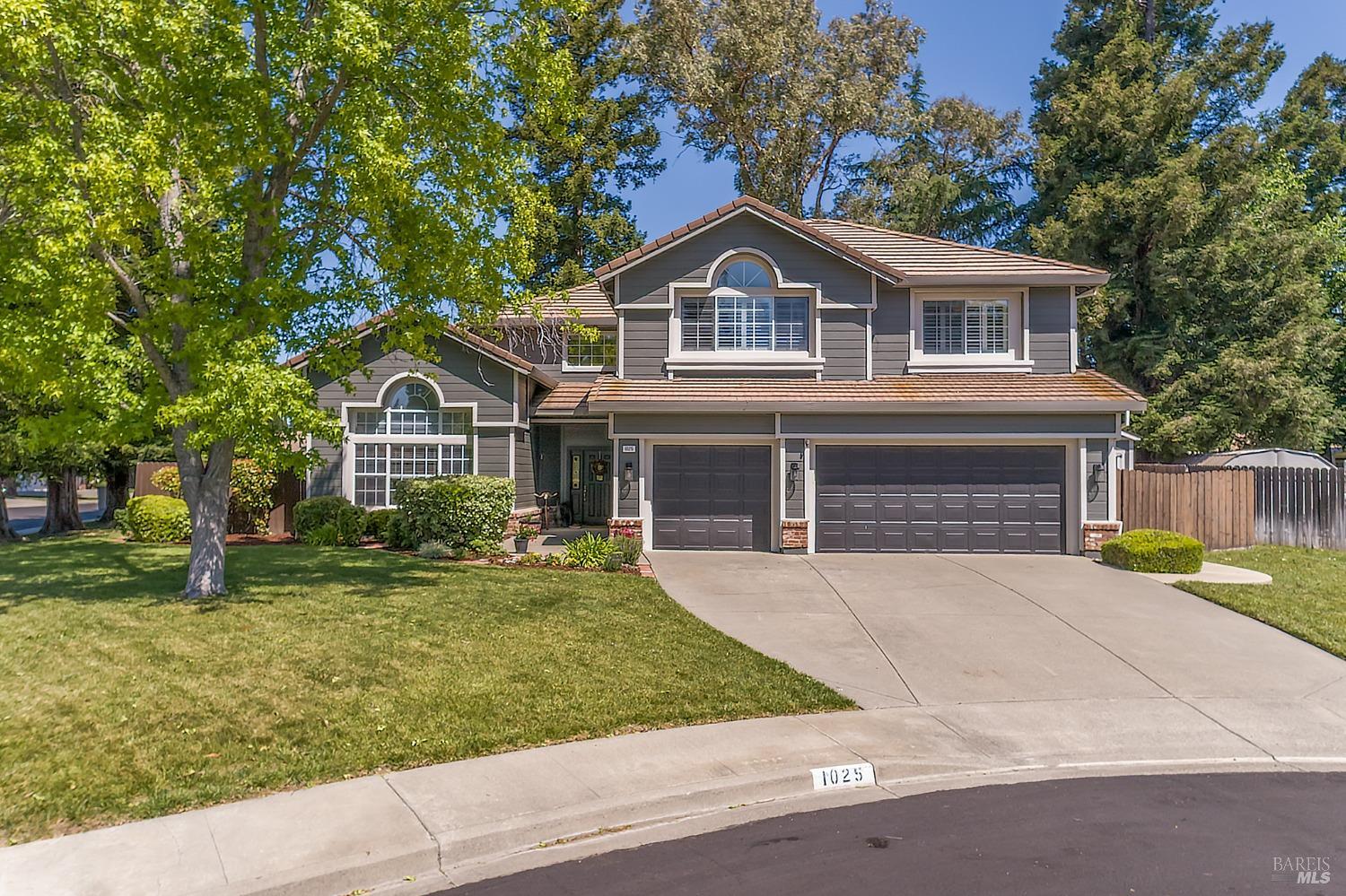Detail Gallery Image 47 of 57 For 1025 Fallen Leaf Pl, Vacaville,  CA 95687 - 5 Beds | 3 Baths