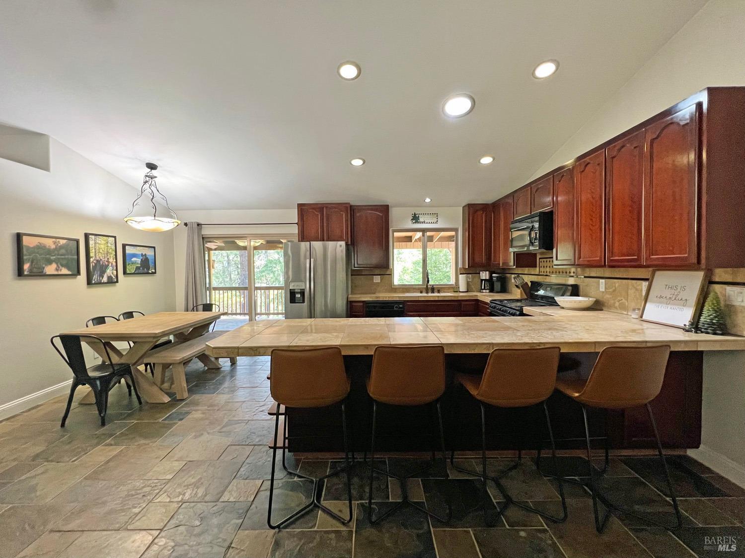 Detail Gallery Image 14 of 46 For 3320 Booth Way, Potter Valley,  CA 95469 - 3 Beds | 2 Baths