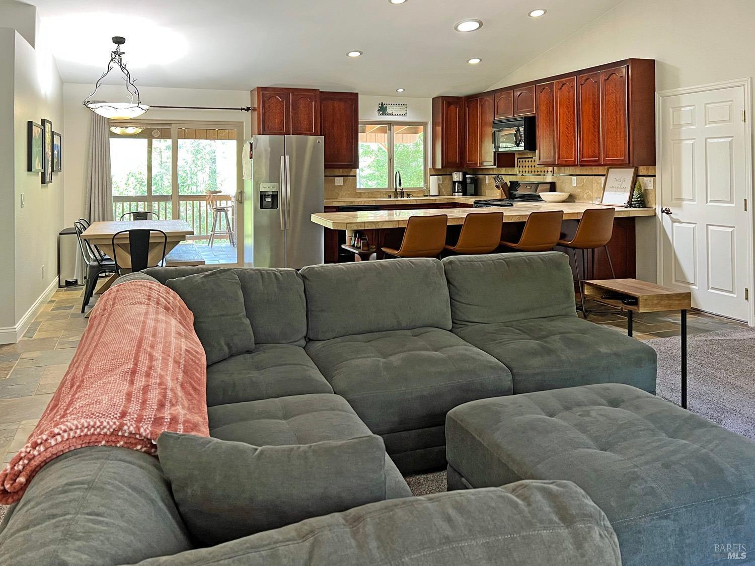 Detail Gallery Image 13 of 46 For 3320 Booth Way, Potter Valley,  CA 95469 - 3 Beds | 2 Baths