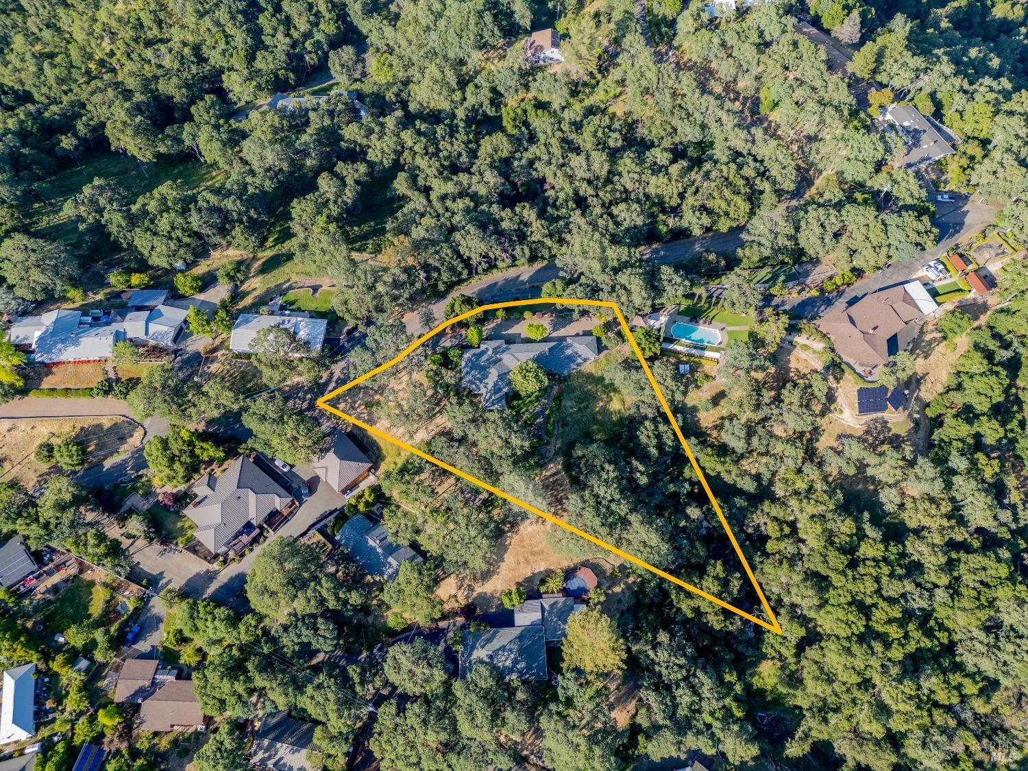 Detail Gallery Image 35 of 36 For 1851 Ridge Rd, Ukiah,  CA 95482 - 3 Beds | 3 Baths