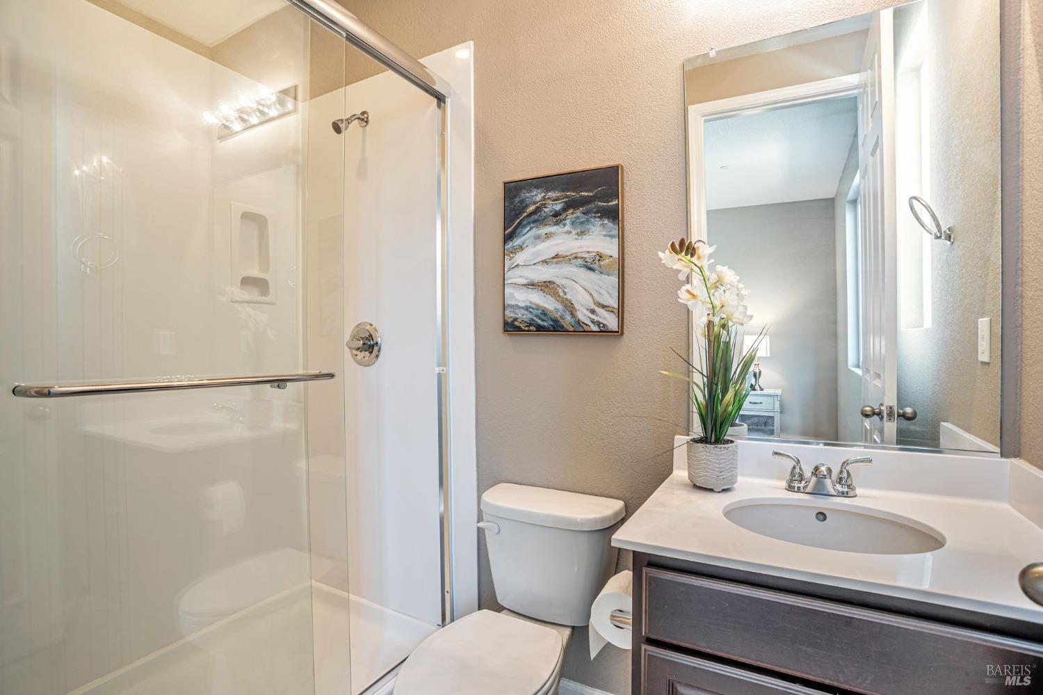 Detail Gallery Image 38 of 48 For 2428 Sanders Ln, Fairfield,  CA 94533 - 5 Beds | 3/1 Baths