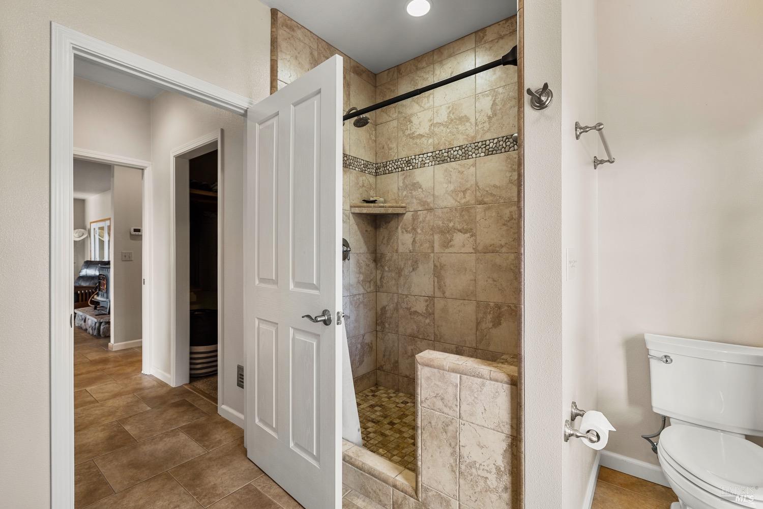 Detail Gallery Image 19 of 64 For 2389 Twining Rd, Talmage,  CA 95481 - 3 Beds | 2/1 Baths