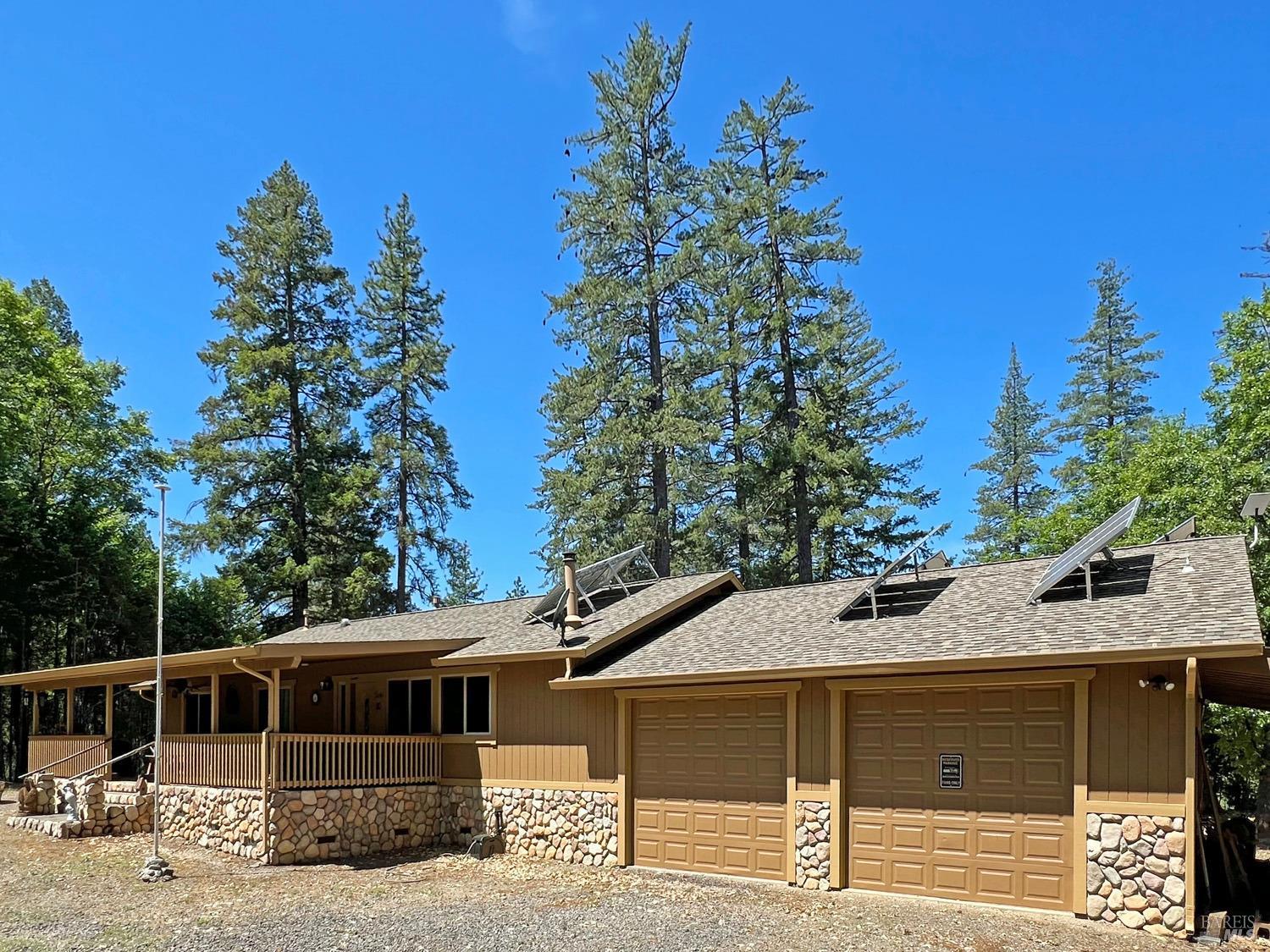Detail Gallery Image 3 of 46 For 3320 Booth Way, Potter Valley,  CA 95469 - 3 Beds | 2 Baths