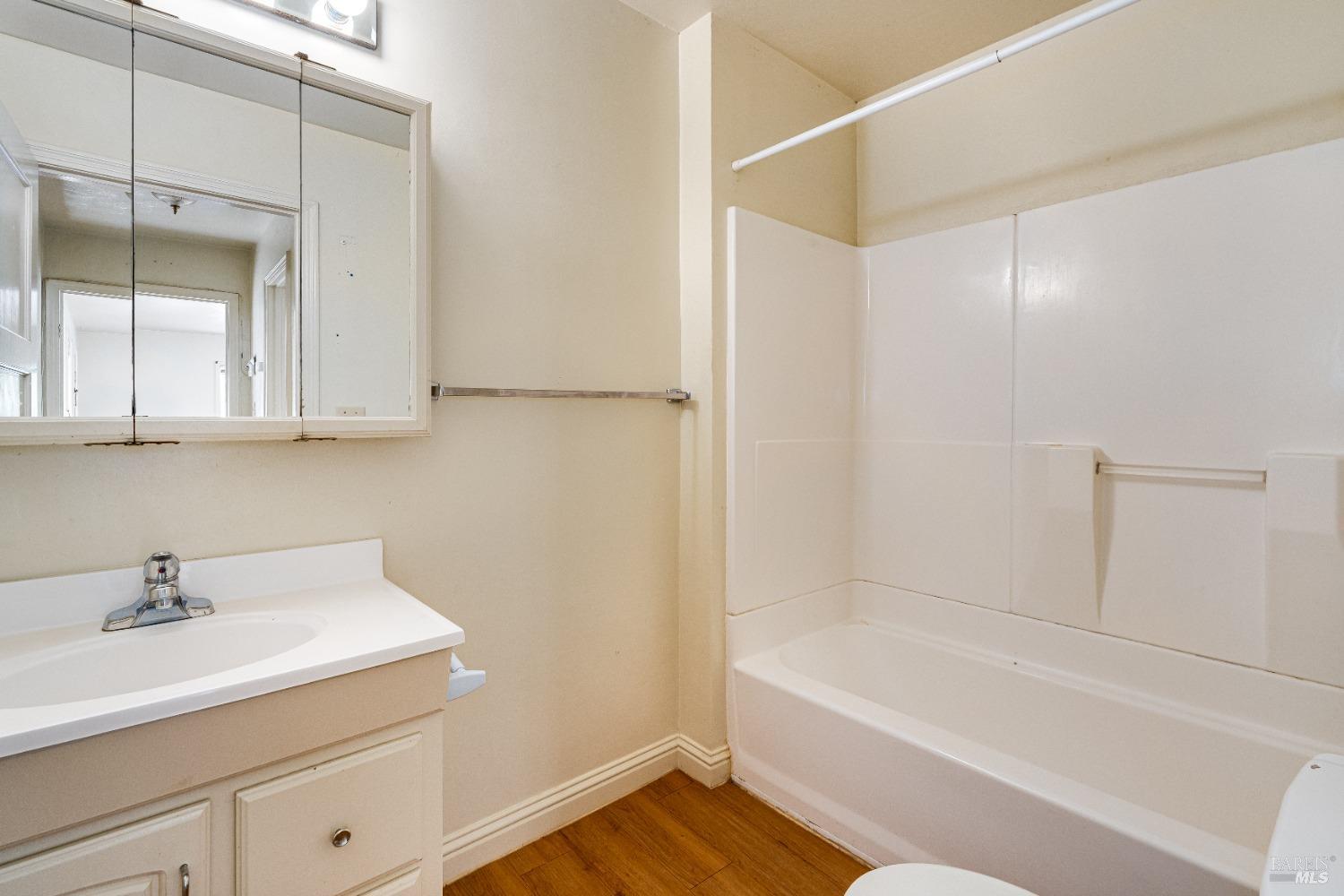 Detail Gallery Image 13 of 14 For 395 Circle Dr, Angwin,  CA 94508 - – Beds | – Baths