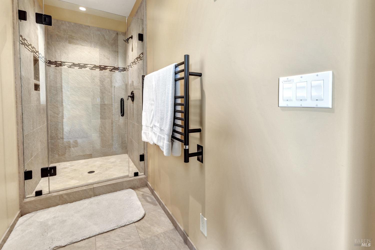 Detail Gallery Image 50 of 87 For 550 Meadowood Ln, Saint Helena,  CA 94574 - 6 Beds | 6 Baths