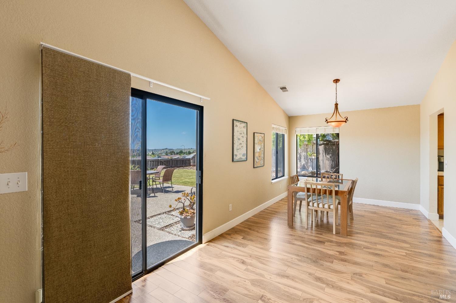 Detail Gallery Image 41 of 62 For 844 Corrigan Ct, Benicia,  CA 94510 - 3 Beds | 2 Baths