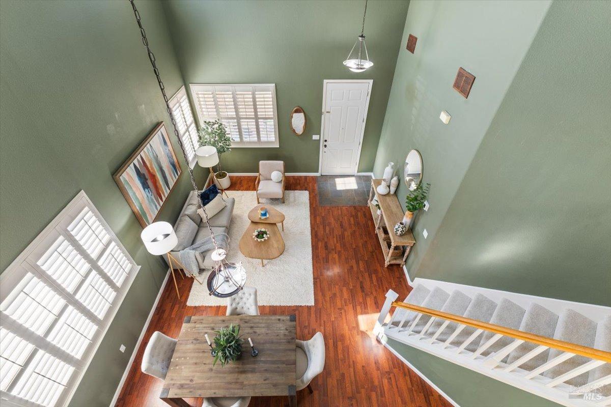 Detail Gallery Image 7 of 52 For 278 Windsor Dr, Petaluma,  CA 94952 - 4 Beds | 3 Baths