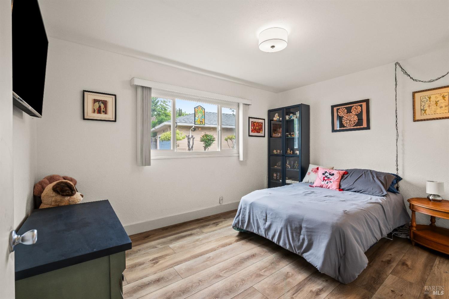 Del Mar Court, Vallejo, California image 19