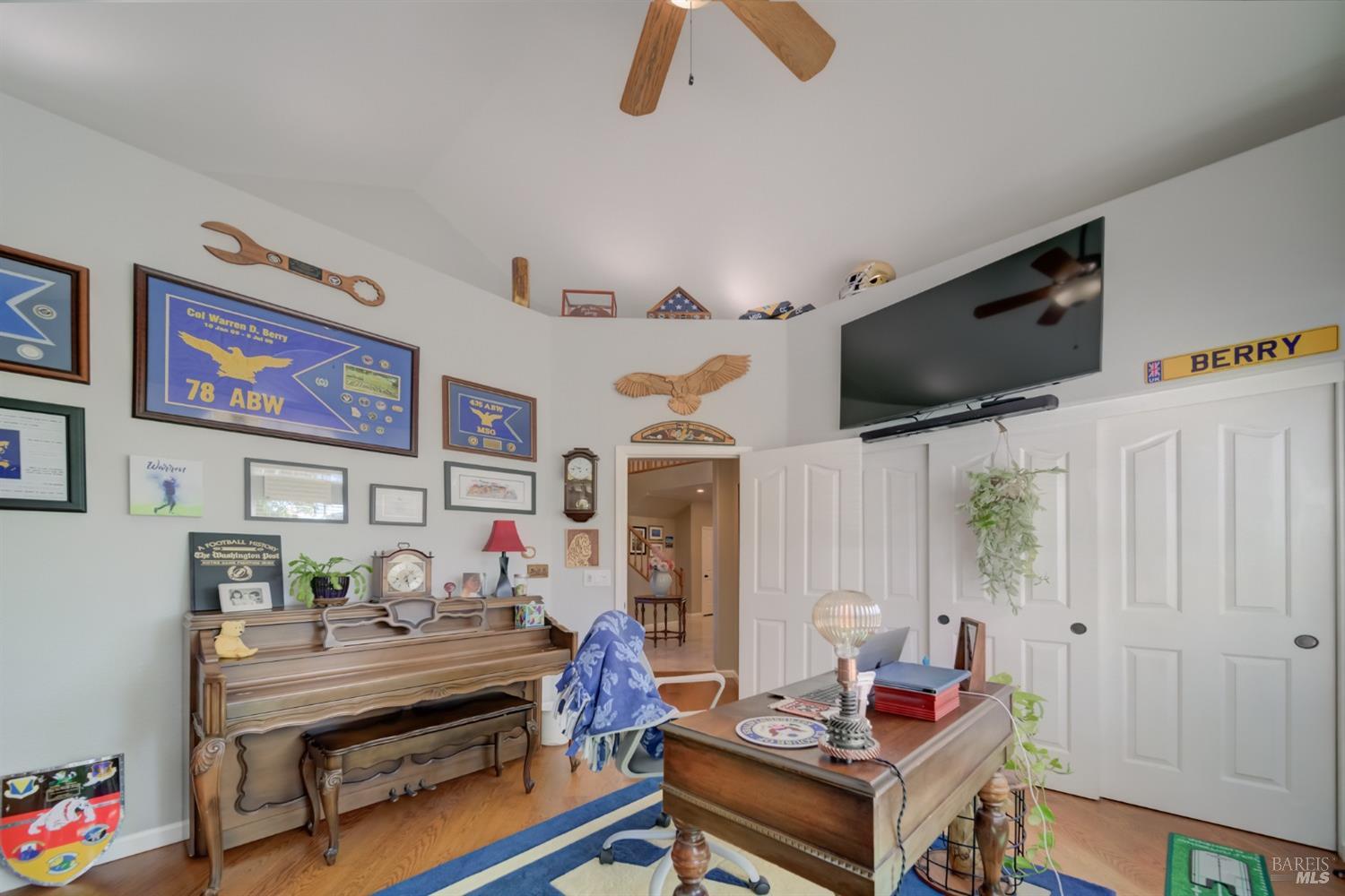 Detail Gallery Image 7 of 57 For 1025 Fallen Leaf Pl, Vacaville,  CA 95687 - 5 Beds | 3 Baths