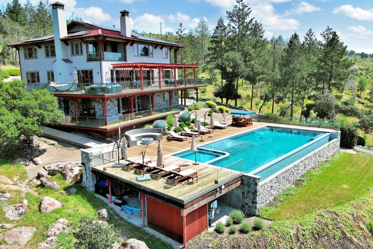 Detail Gallery Image 57 of 87 For 550 Meadowood Ln, Saint Helena,  CA 94574 - 6 Beds | 6 Baths