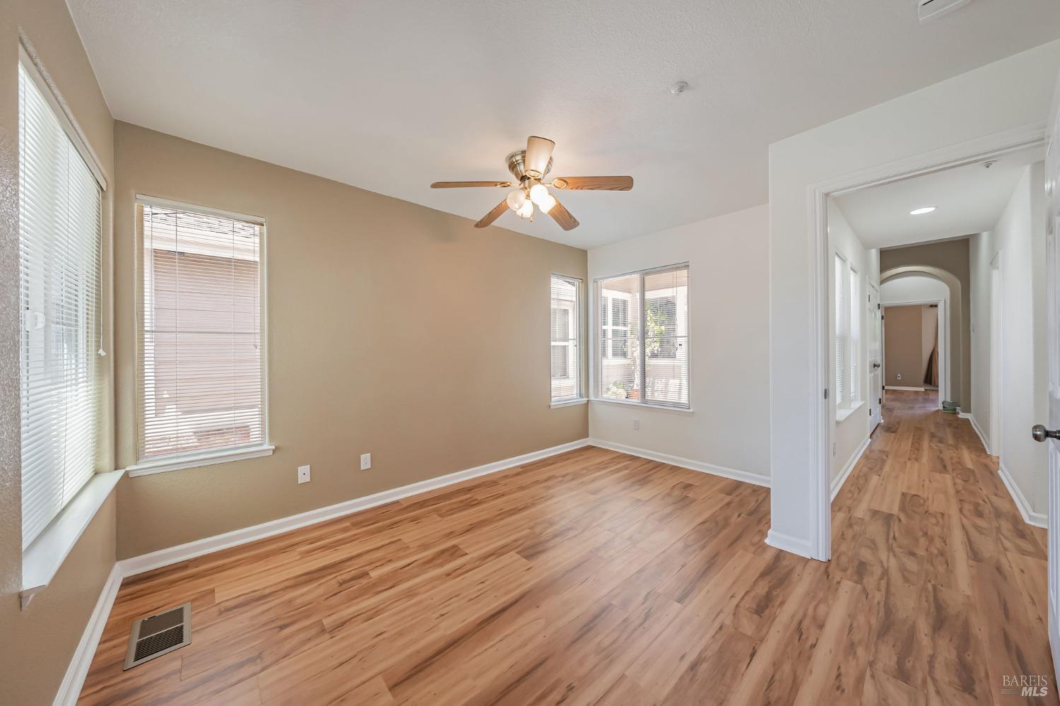 Detail Gallery Image 22 of 55 For 112 Syrah Ct, Cloverdale,  CA 95425 - 3 Beds | 2 Baths