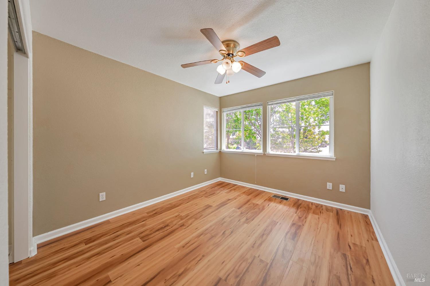 Detail Gallery Image 24 of 55 For 112 Syrah Ct, Cloverdale,  CA 95425 - 3 Beds | 2 Baths