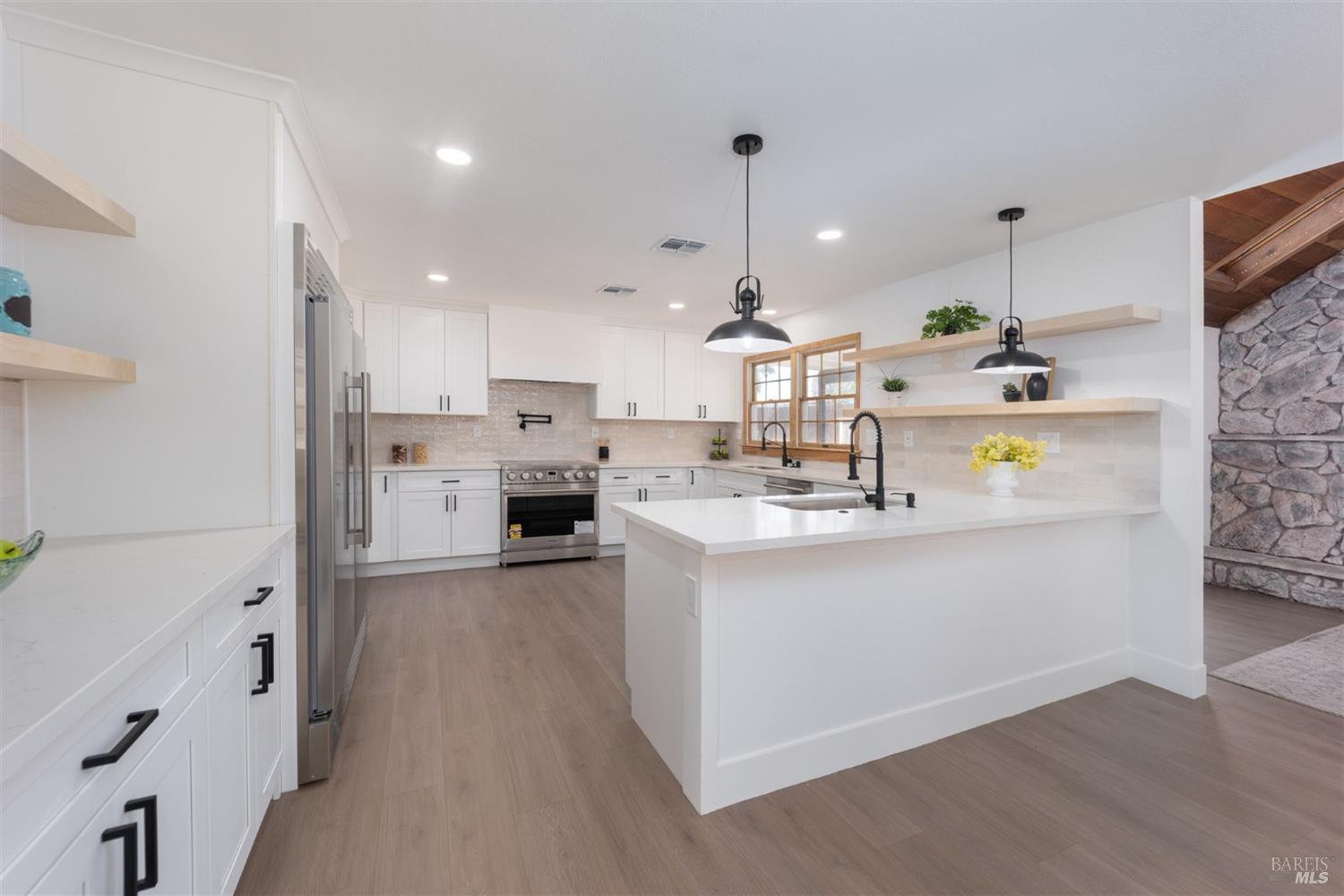 Detail Gallery Image 12 of 71 For 7511 Paddon Rd, Vacaville,  CA 95688 - 4 Beds | 3 Baths