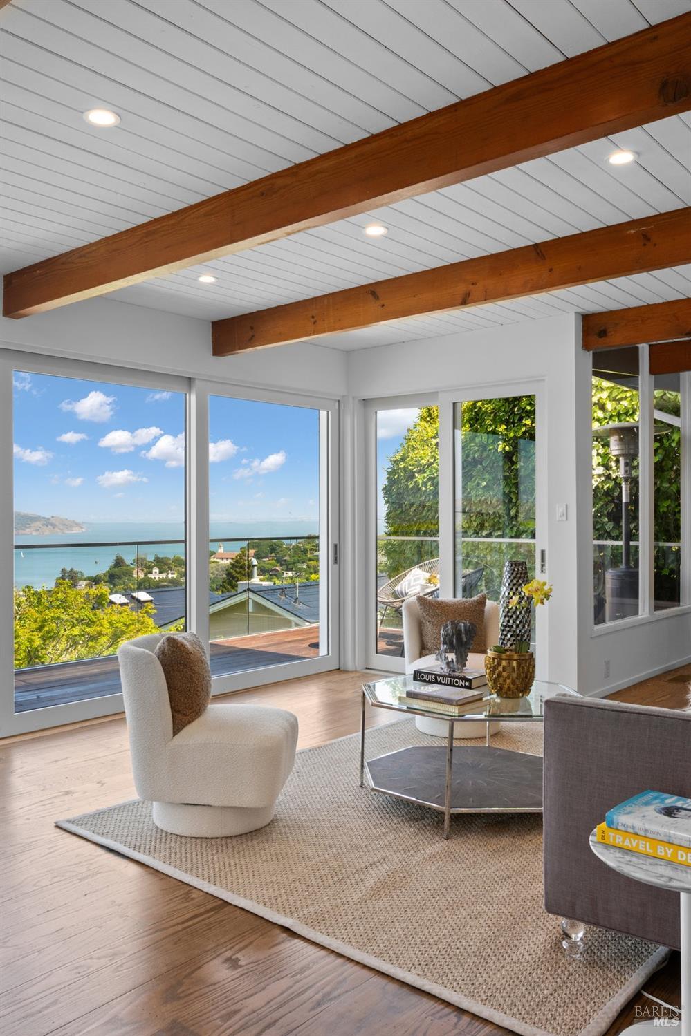 Detail Gallery Image 26 of 98 For 33 Wray Ave, Sausalito,  CA 94965 - 3 Beds | 2 Baths