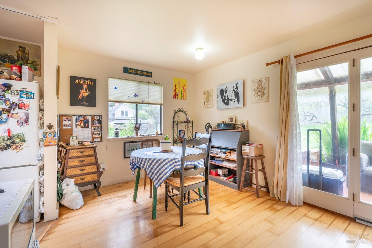 Detail Gallery Image 5 of 33 For 19171 S Harbor Dr, Fort Bragg,  CA 95437 - 2 Beds | 1 Baths