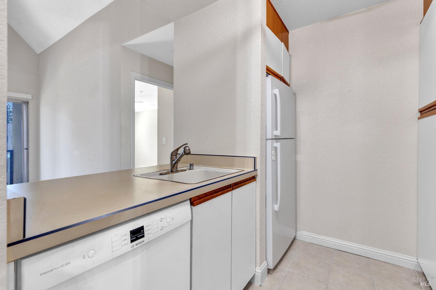 Detail Gallery Image 19 of 51 For 3183 Wayside Plz #319,  Walnut Creek,  CA 94597 - 2 Beds | 2 Baths