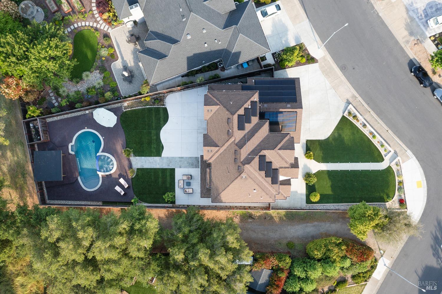Detail Gallery Image 13 of 85 For 169 Pacific Heights Dr, Santa Rosa,  CA 95403 - 4 Beds | 3/1 Baths