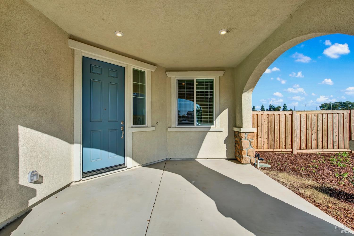 Detail Gallery Image 6 of 47 For 1565 Halsey Ct, Dixon,  CA 95620 - 4 Beds | 3 Baths