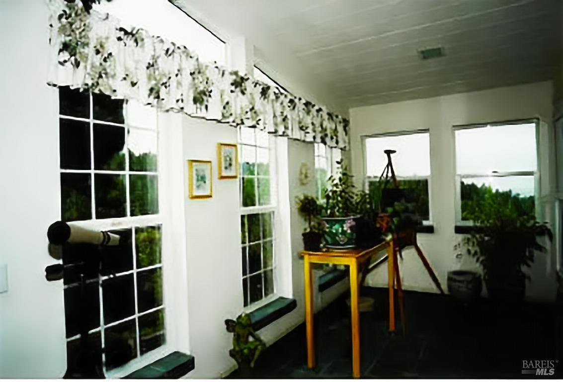 Detail Gallery Image 10 of 28 For 24680 Ten Mile Rd, Point Arena,  CA 95468 - 3 Beds | 2 Baths