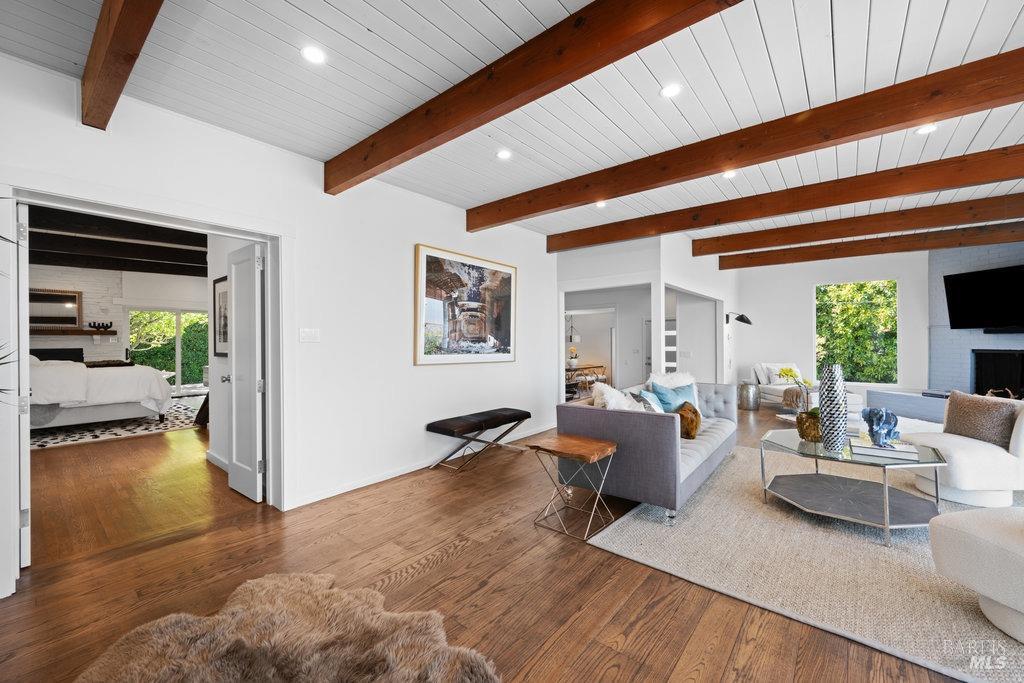 Detail Gallery Image 23 of 98 For 33 Wray Ave, Sausalito,  CA 94965 - 3 Beds | 2 Baths