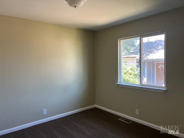 Detail Gallery Image 6 of 14 For 16214 33rd Ave, Clearlake,  CA 95422 - 3 Beds | 2 Baths