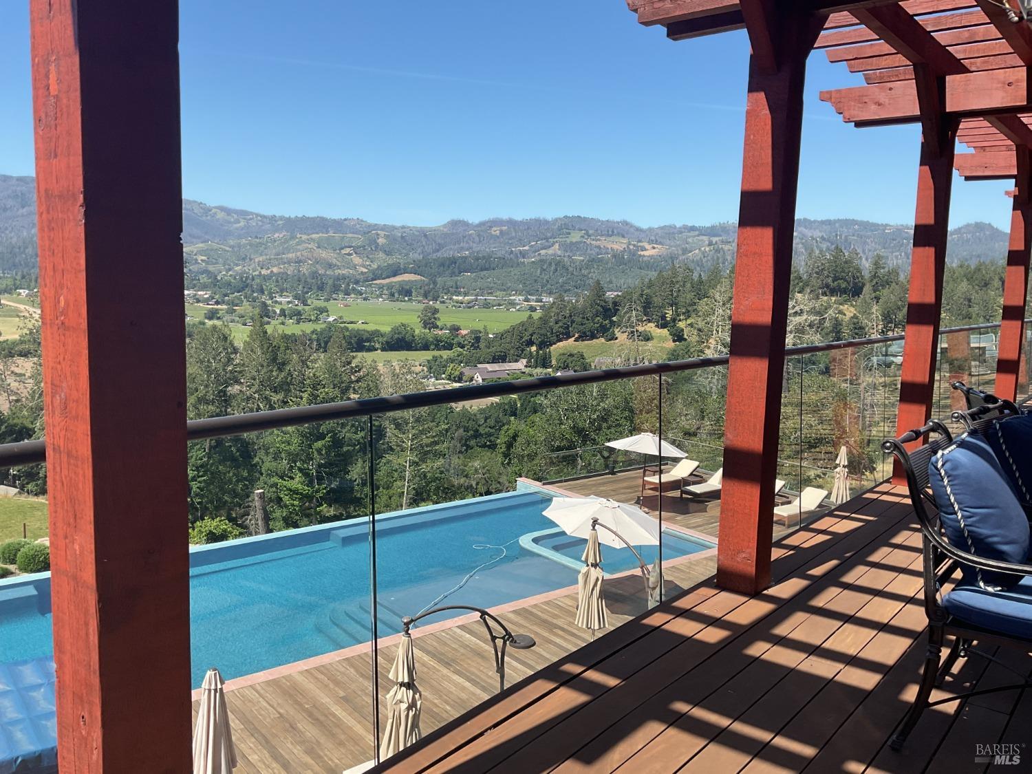 Detail Gallery Image 80 of 87 For 550 Meadowood Ln, Saint Helena,  CA 94574 - 6 Beds | 6 Baths