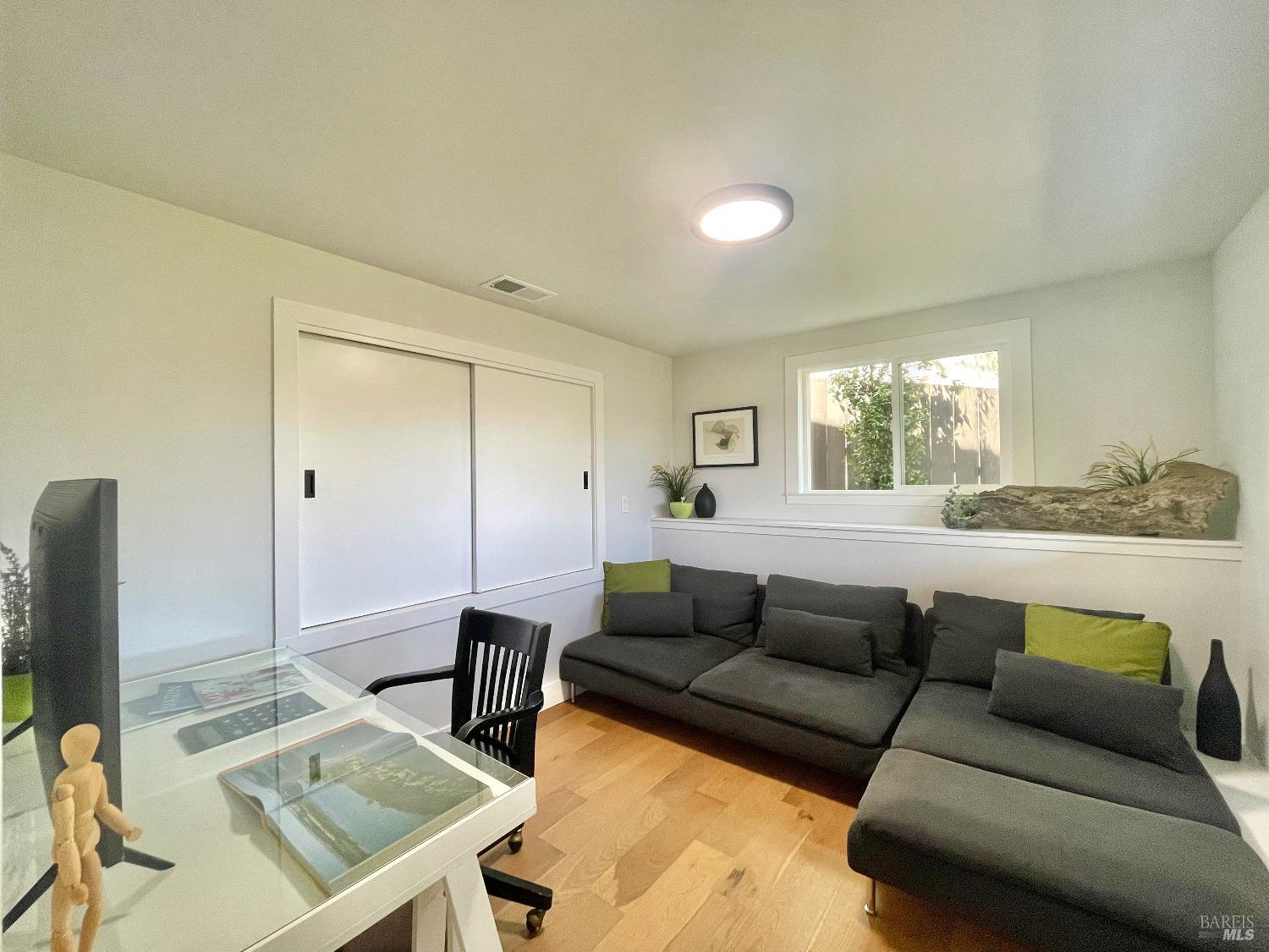 Detail Gallery Image 54 of 66 For 39 Midway Ave, Mill Valley,  CA 94941 - 5 Beds | 3 Baths