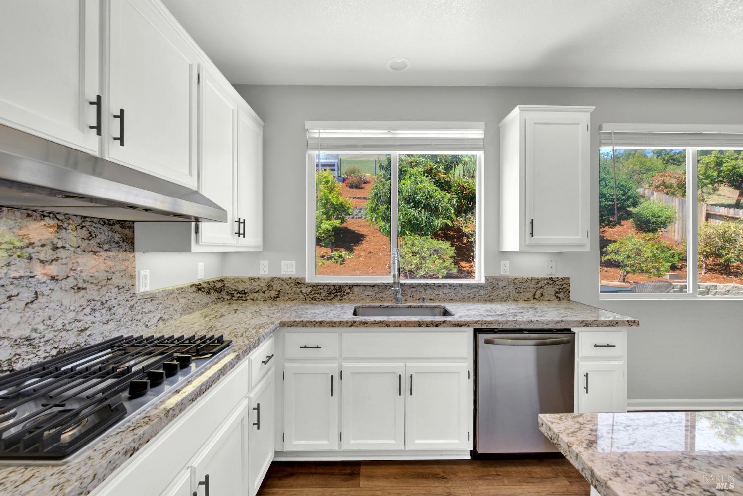 Detail Gallery Image 13 of 67 For 1917 Rollingwood Dr, Fairfield,  CA 94534 - 4 Beds | 2/1 Baths