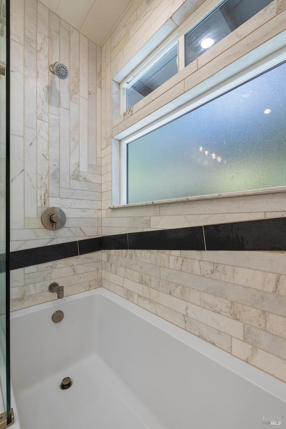 Detail Gallery Image 31 of 54 For 622 Eastwood Way, Mill Valley,  CA 94941 - 2 Beds | 1/1 Baths