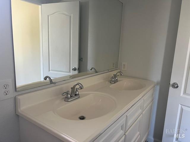 Detail Gallery Image 13 of 14 For 16214 33rd Ave, Clearlake,  CA 95422 - 3 Beds | 2 Baths