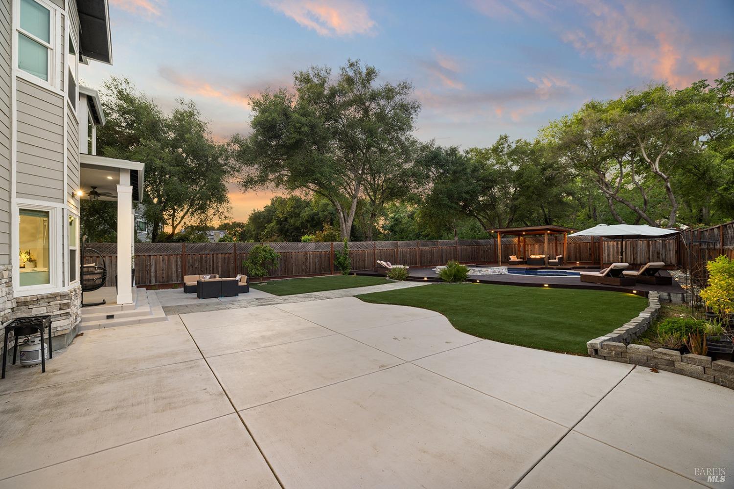 Detail Gallery Image 72 of 85 For 169 Pacific Heights Dr, Santa Rosa,  CA 95403 - 4 Beds | 3/1 Baths