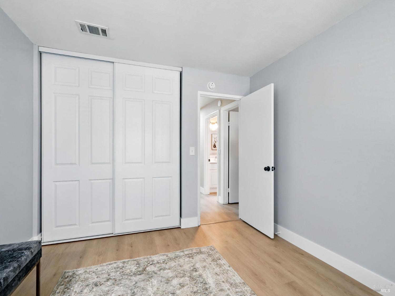 Detail Gallery Image 12 of 30 For 215 Panorama Dr, Benicia,  CA 94510 - 3 Beds | 2 Baths