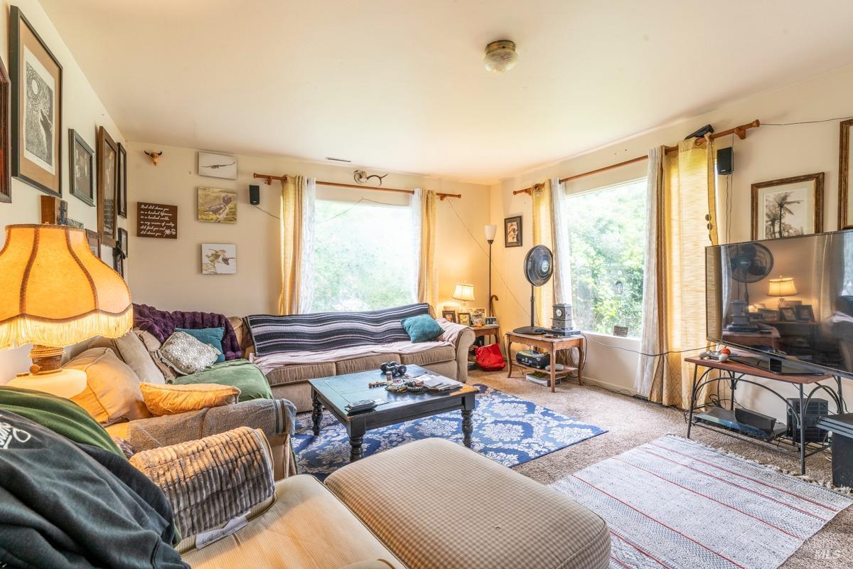 Detail Gallery Image 4 of 33 For 19171 S Harbor Dr, Fort Bragg,  CA 95437 - 2 Beds | 1 Baths