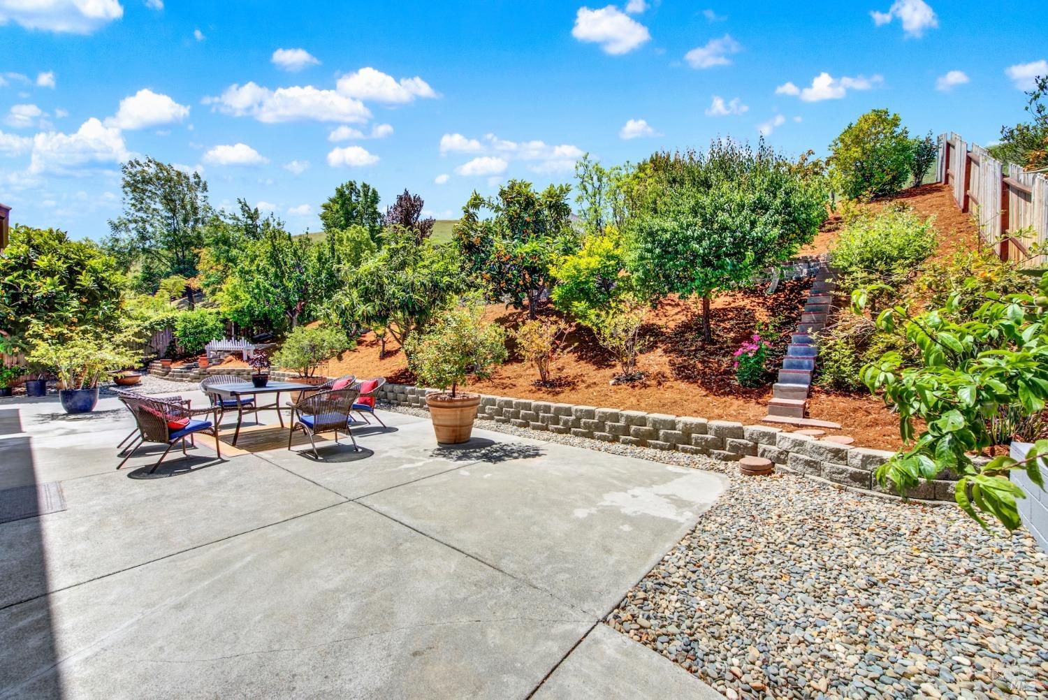 Detail Gallery Image 51 of 67 For 1917 Rollingwood Dr, Fairfield,  CA 94534 - 4 Beds | 2/1 Baths