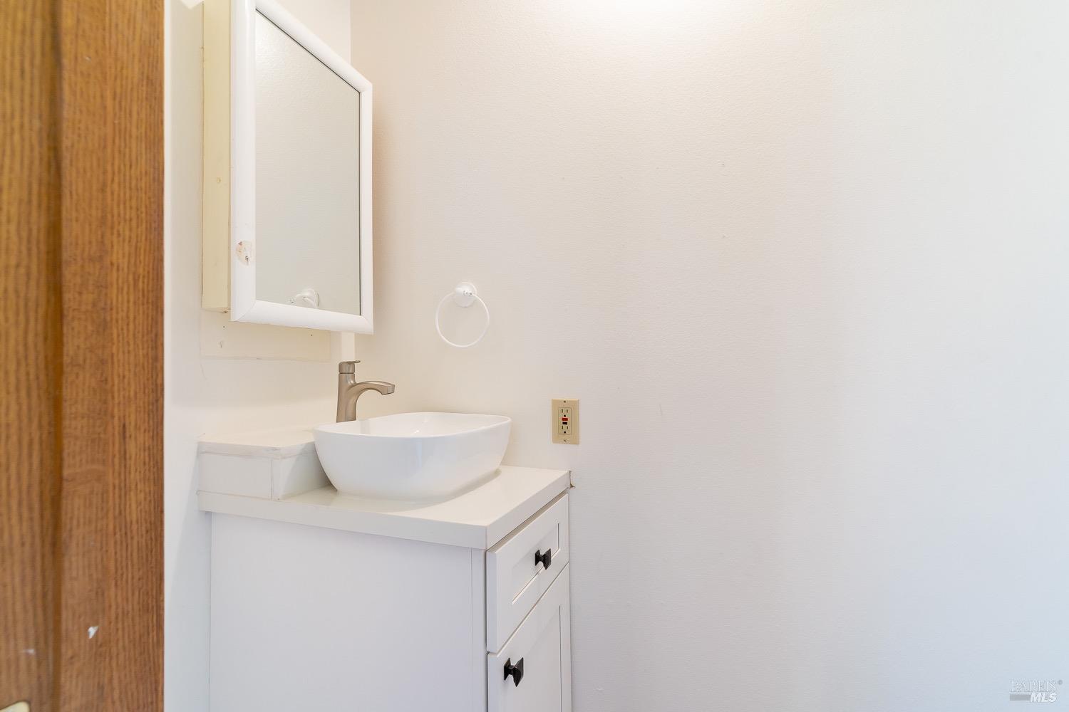 Detail Gallery Image 21 of 36 For 3756 Cano Ct, Napa,  CA 94558 - 4 Beds | 3/1 Baths