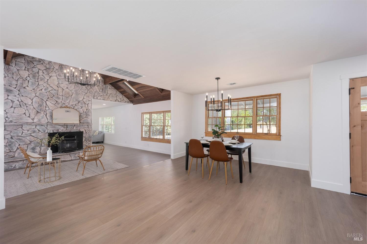 Detail Gallery Image 17 of 71 For 7511 Paddon Rd, Vacaville,  CA 95688 - 4 Beds | 3 Baths
