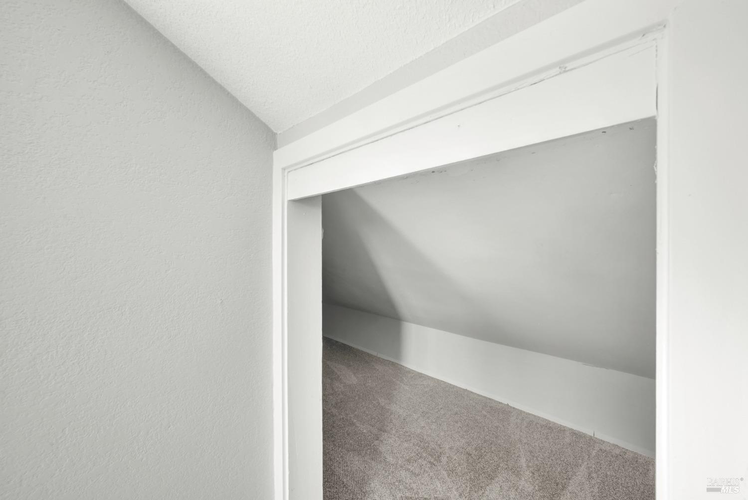 Detail Gallery Image 34 of 47 For 661 Berkeley Way, Fairfield,  CA 94533 - 4 Beds | 2 Baths