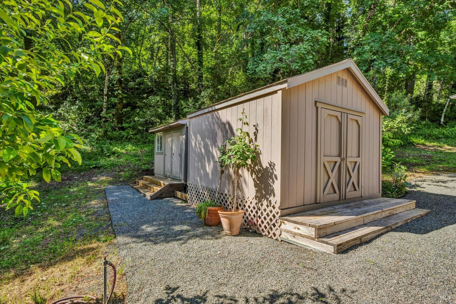 Detail Gallery Image 8 of 31 For 3257 State Highway 128 Unkn, Calistoga,  CA 94515 - 3 Beds | 2 Baths