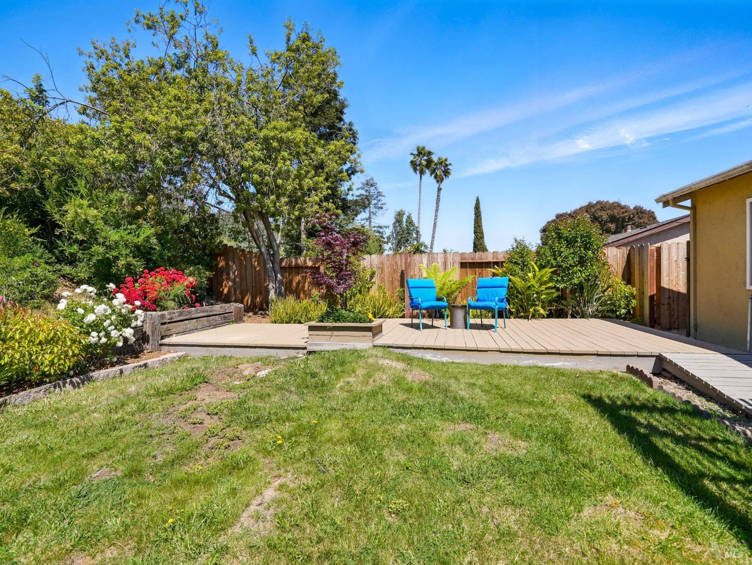Detail Gallery Image 22 of 30 For 215 Panorama Dr, Benicia,  CA 94510 - 3 Beds | 2 Baths