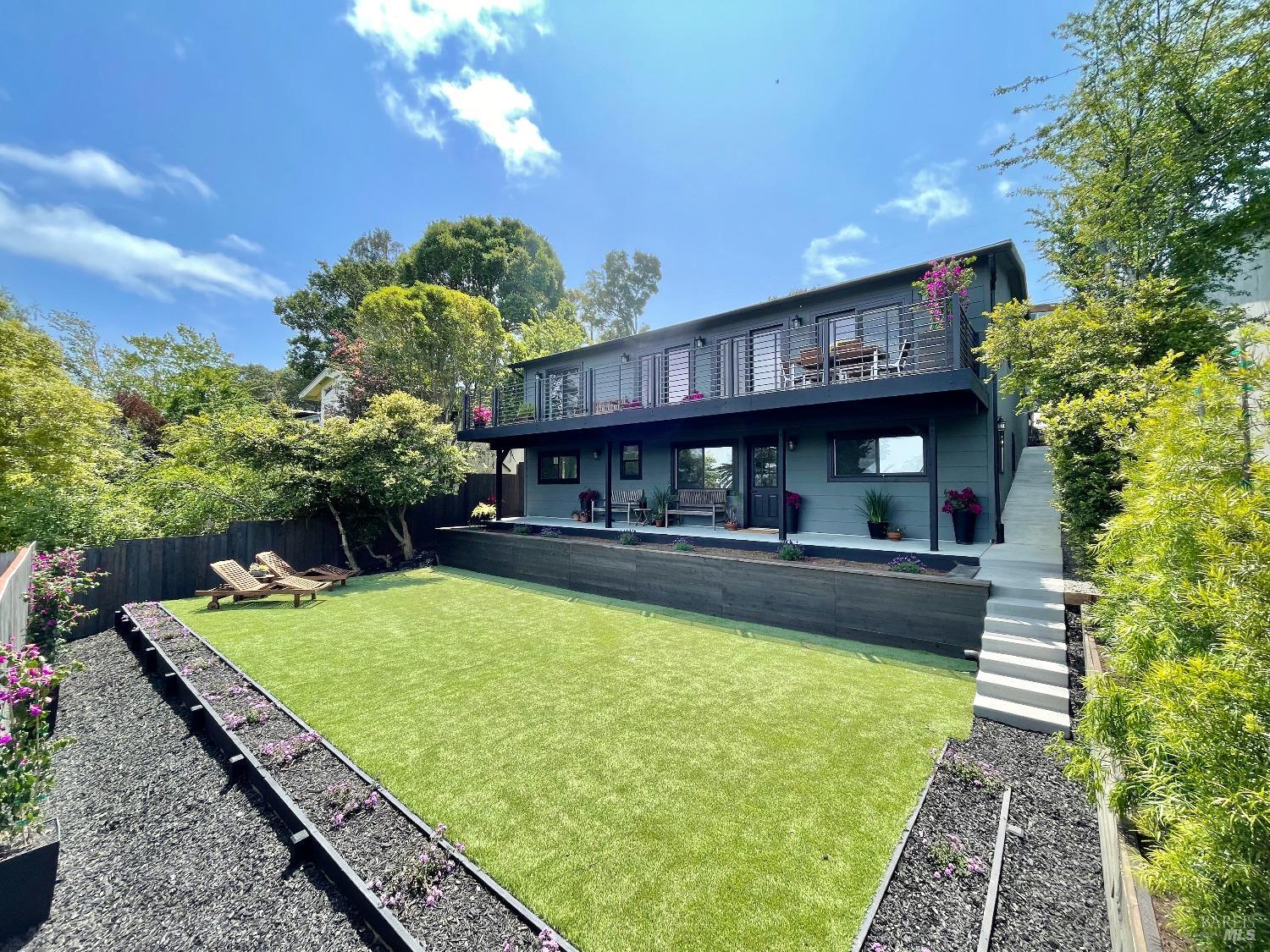 Detail Gallery Image 58 of 66 For 39 Midway Ave, Mill Valley,  CA 94941 - 5 Beds | 3 Baths