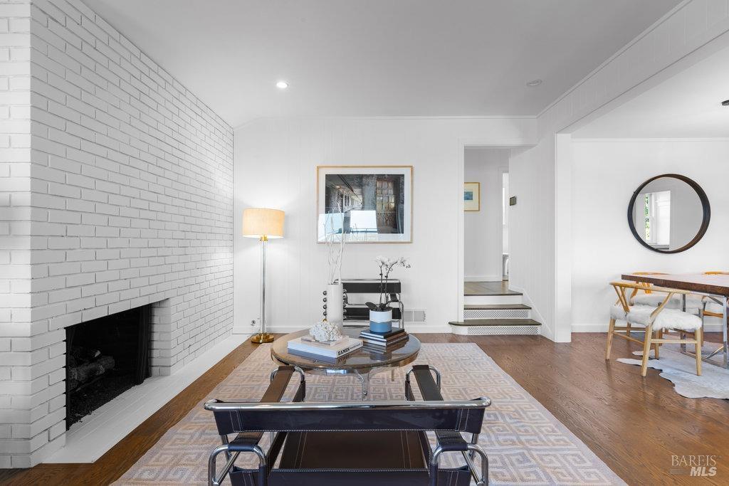 Detail Gallery Image 43 of 98 For 33 Wray Ave, Sausalito,  CA 94965 - 3 Beds | 2 Baths