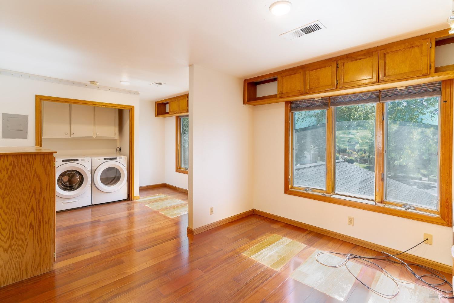 Detail Gallery Image 11 of 36 For 3756 Cano Ct, Napa,  CA 94558 - 4 Beds | 3/1 Baths
