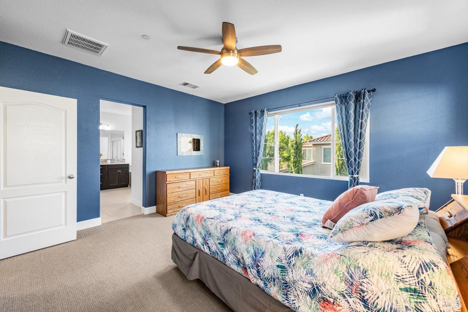 Detail Gallery Image 24 of 44 For 131 Kodiak Dr, Vacaville,  CA 95687 - 4 Beds | 3 Baths