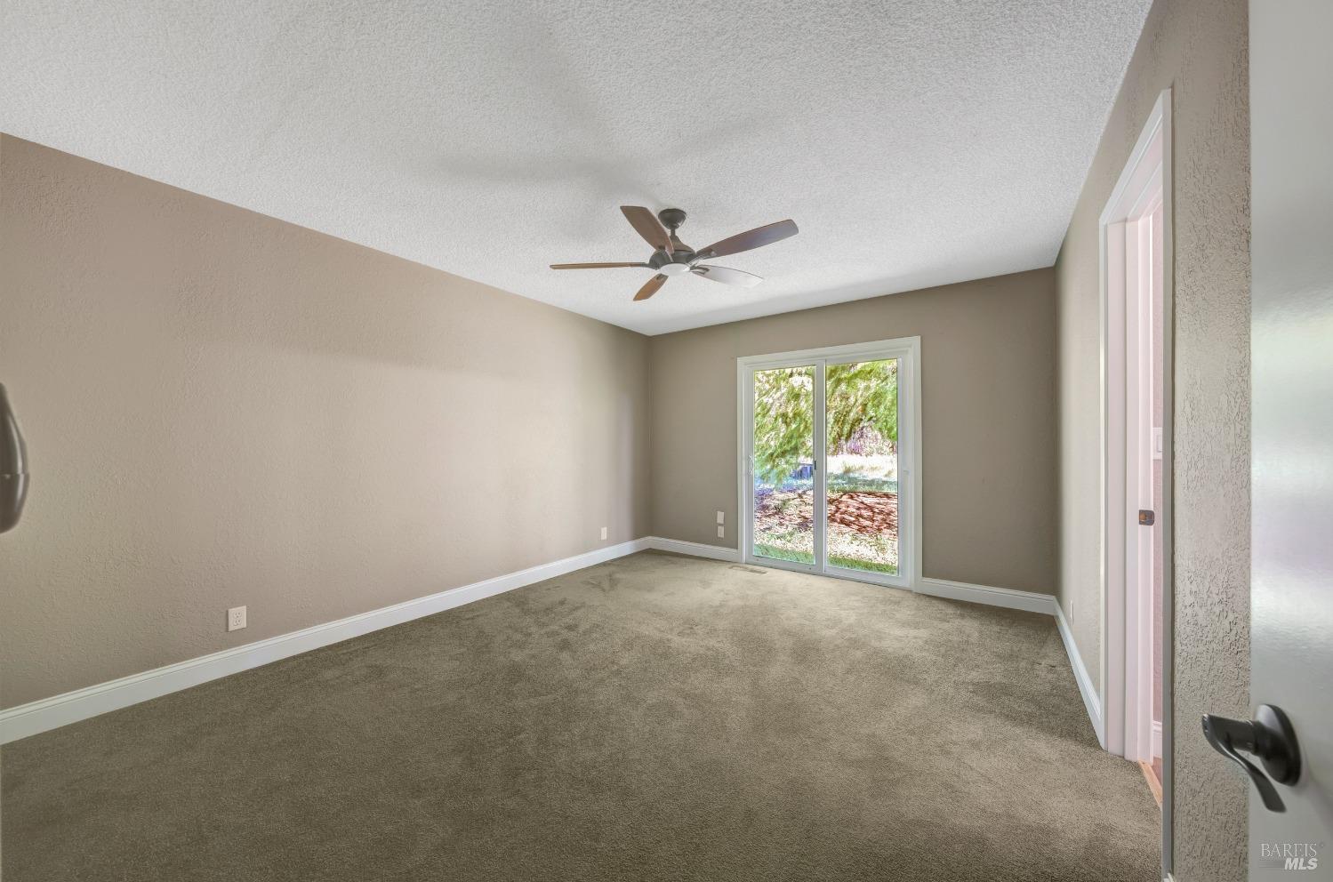 Detail Gallery Image 8 of 30 For 9115 Wildcat Rd, Kelseyville,  CA 95451 - 2 Beds | 2 Baths